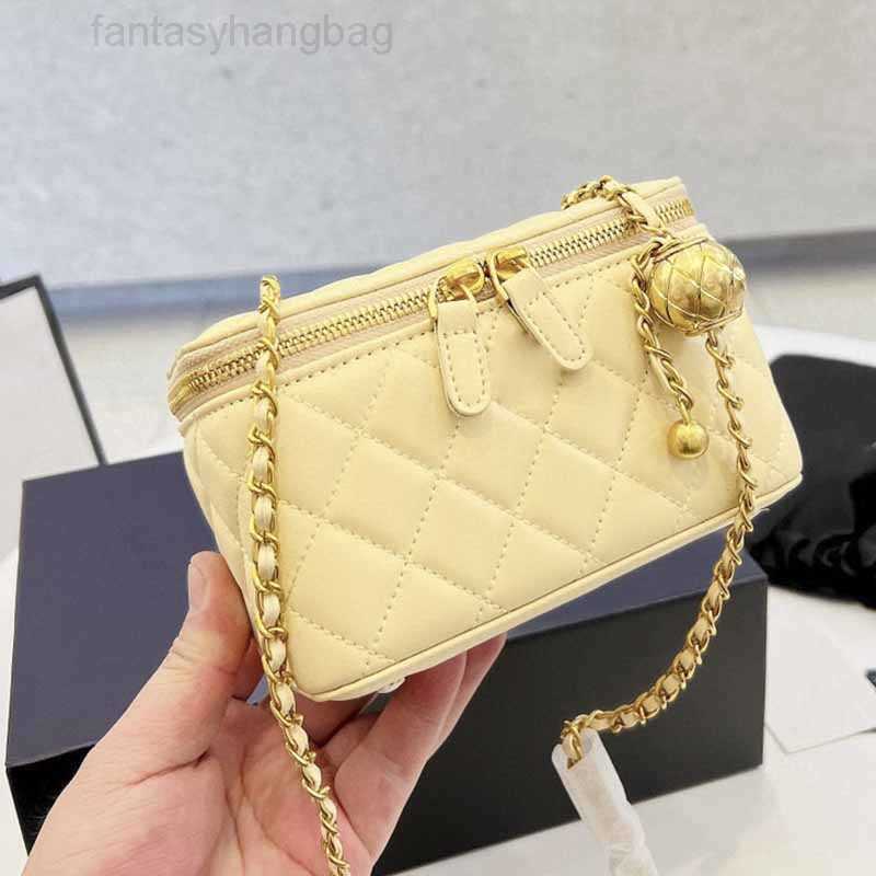 Designer Luxury GGs Bags For Womens Handbags Crossbody Purses ggitys Large Capacity Versatile Totes Multicolour Fashion Lnclined Shoulder Black Wallet J4NQ, Red
Designer Luxury GGs Bags For Womens Handbags Crossbody Purses ggitys Large Capacity Versatile Totes Multicolour Fashion Lnclined Shoulder Black Wallet J4NQ, Red