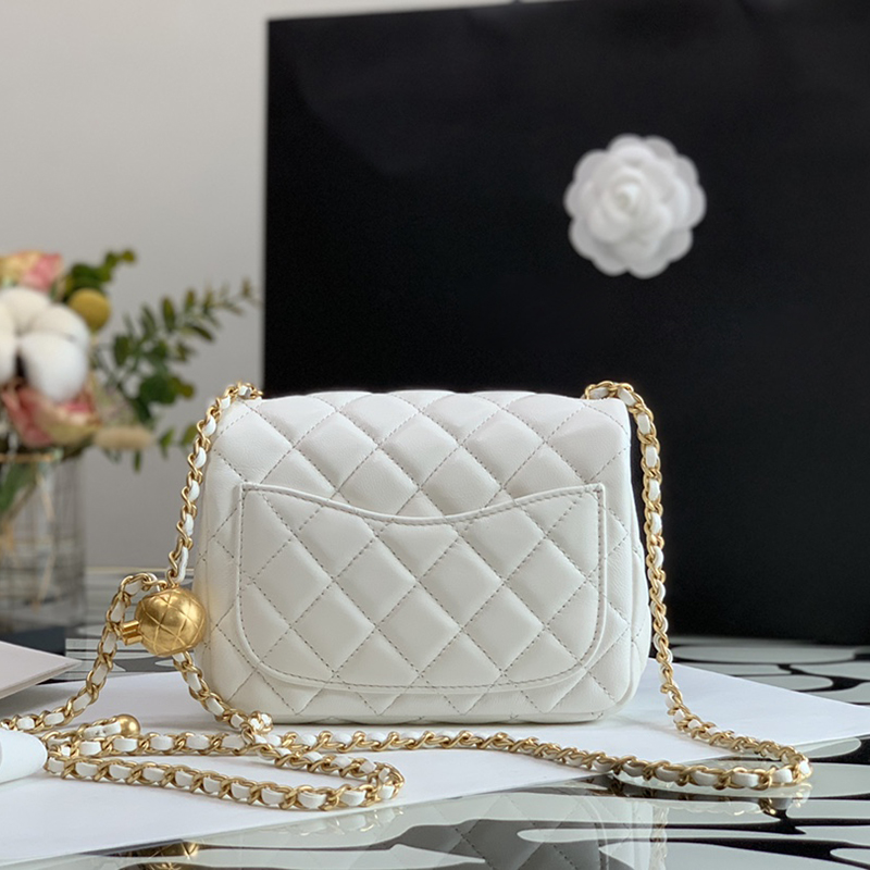 10A Mirror quality Luxury designer Mini Flap Bag Lambskin Cross Body Bags 18CM Women Adjustable Chain Evening Bags With Box C136
10A Mirror quality Luxury designer Mini Flap Bag Lambskin Cross Body Bags 18CM Women Adjustable Chain Evening Bags With Box C136