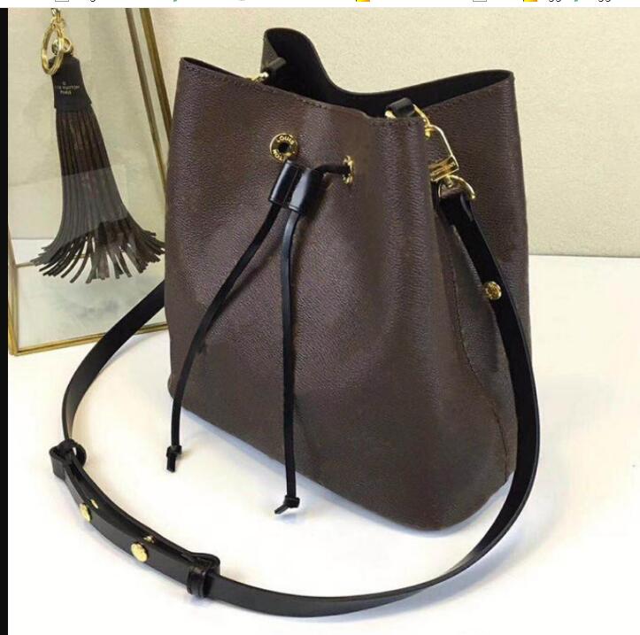 Messenger bag Bags Luxury Designer Shoulder Handbags Women Chain Letter Phone Bag Wallet Purse Cross body Metallic Totes kezha, Black
Messenger bag Bags Luxury Designer Shoulder Handbags Women Chain Letter Phone Bag Wallet Purse Cross body Metallic Totes kezha, Black