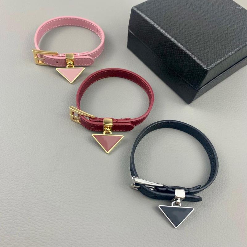 Bangle 2022 Vintage Steam Punk Hip-Hop Design Jewelry Black Leather Bracelet Small Dog Collars Size 17 18 19cm Triangle Brand