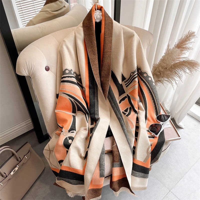 Scarves 2021 female decoration with brushed thickened warmth new wool scarf in winter
Scarves 2021 female decoration with brushed thickened warmth new wool scarf in winter