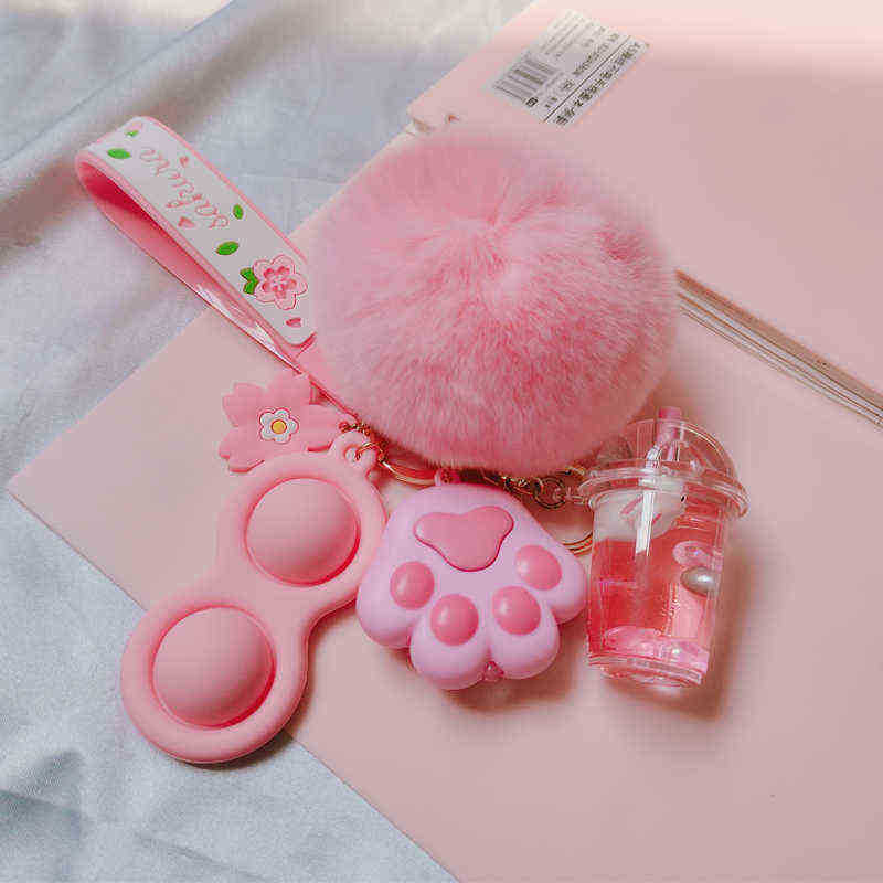 Keychains INS Hot Selling Liquid Keychain Luxury Boba Bunny Comfort Keychain Cat Claw Pom Ball Keyring Milk Tea Liquid Keychain T220909
Keychains INS Hot Selling Liquid Keychain Luxury Boba Bunny Comfort Keychain Cat Claw Pom Ball Keyring Milk Tea Liquid Keychain T220909
