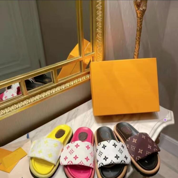Comfort Slippers Slides Sandals Shoes Lady Slide Flat Flip Flops Plush Designer Rubber Slipper Summer Beach Outdoor Cool Fashion Men Women Pool Pillow 35-42, Box
Comfort Slippers Slides Sandals Shoes Lady Slide Flat Flip Flops Plush Designer Rubber Slipper Summer Beach Outdoor Cool Fashion Men Women Pool Pillow 35-42, Box