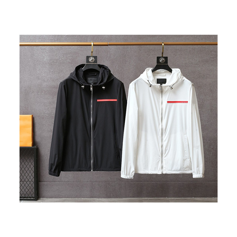 Man's designer Men's Jackets hoodies windbreaker Coats New Stylish Men Thin Casual Jacket Spring summer couple Windproof and sunscreen Sports Hooded Coat
Man's designer Men's Jackets hoodies windbreaker Coats New Stylish Men Thin Casual Jacket Spring summer couple Windproof and sunscreen Sports Hooded Coat