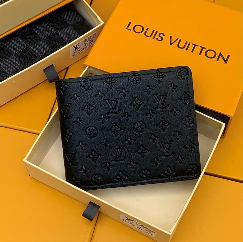 Designer Louis Vuitton Wallets Paris plaid style LV Embossed small letters Mens Wallet Credit Card Holder Purse Men Wallets Luxury billfold Handbags Purses guccie, A+
Designer Louis Vuitton Wallets Paris plaid style LV Embossed small letters Mens Wallet Credit Card Holder Purse Men Wallets Luxury billfold Handbags Purses guccie, A+