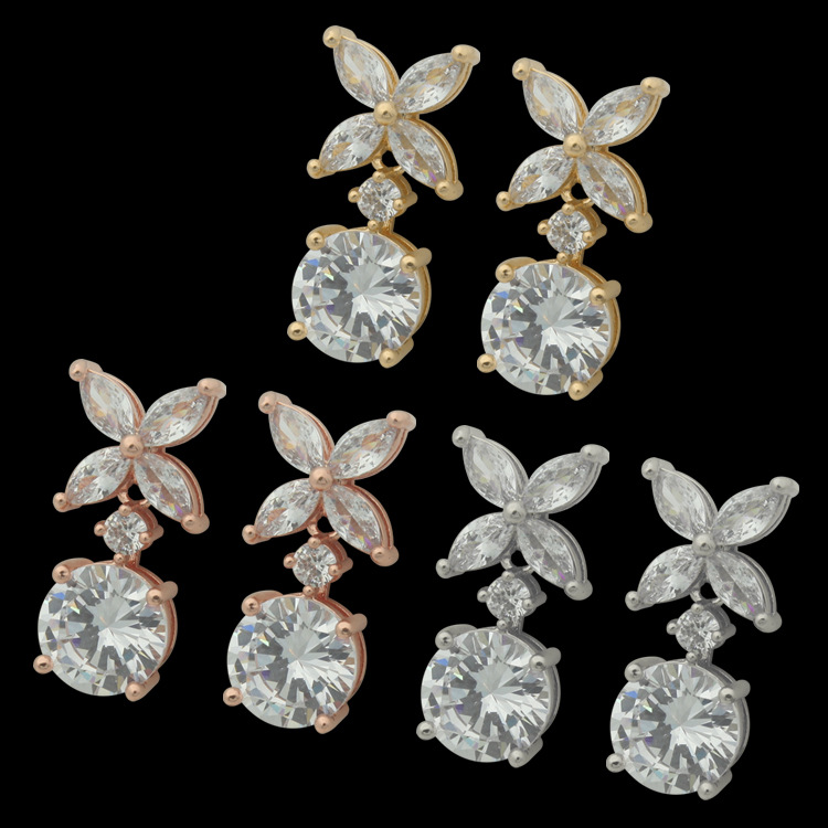 Womens Four leaf flower earrings Studs Designer Jewelry Large and small drill Studs gold/silvery/rose gold Full Brand as Wedding Christmas Gift
Womens Four leaf flower earrings Studs Designer Jewelry Large and small drill Studs gold/silvery/rose gold Full Brand as Wedding Christmas Gift