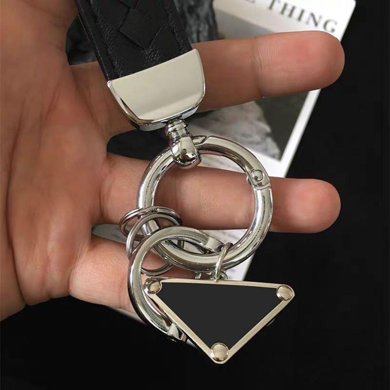 Keychain Luxurys designers Key chain Car Solid color Keychains Design versatile Fashion Leisure Men Women Bag Pendant Accessories very good
Keychain Luxurys designers Key chain Car Solid color Keychains Design versatile Fashion Leisure Men Women Bag Pendant Accessories very good