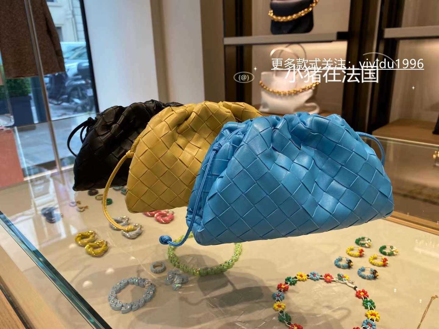 Leather Bottegas Bag Venetas Knotted Designer Handbag Pouch Mini Woven Cloud Bag Handheld One Shoulder Crossbody Women's Original Quality, Black10
Leather Bottegas Bag Venetas Knotted Designer Handbag Pouch Mini Woven Cloud Bag Handheld One Shoulder Crossbody Women's Original Quality, Black10