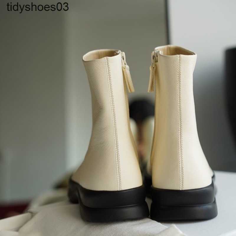Dress New Shoes style niche Women Designers Rois The Row leather thick soled short boots for women French square head Chelsea boots Casual S1HV EDPU, Black
Dress New Shoes style niche Women Designers Rois The Row leather thick soled short boots for women French square head Chelsea boots Casual S1HV EDPU, Black