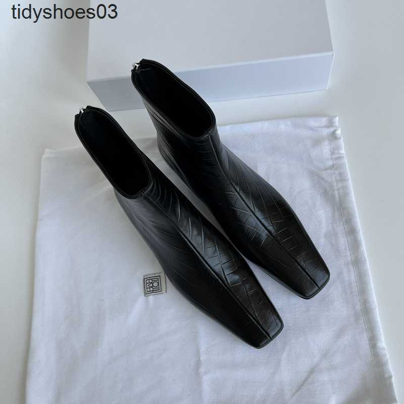 Dress Shoes Women Designers Rois Pure original the row short boots women's square head single boots high-grade black women's boots low Size 34-42 IOQK, Black cashmere
Dress Shoes Women Designers Rois Pure original the row short boots women's square head single boots high-grade black women's boots low Size 34-42 IOQK, Black cashmere