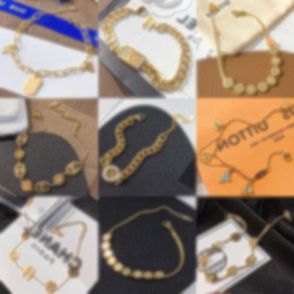 Fashion Style Bracelets Women Bangle Designer Letter Jewelry Crystal 18K Gold Plated Stainless steel Wristband Cuff Chain Wedding Lovers
Fashion Style Bracelets Women Bangle Designer Letter Jewelry Crystal 18K Gold Plated Stainless steel Wristband Cuff Chain Wedding Lovers
