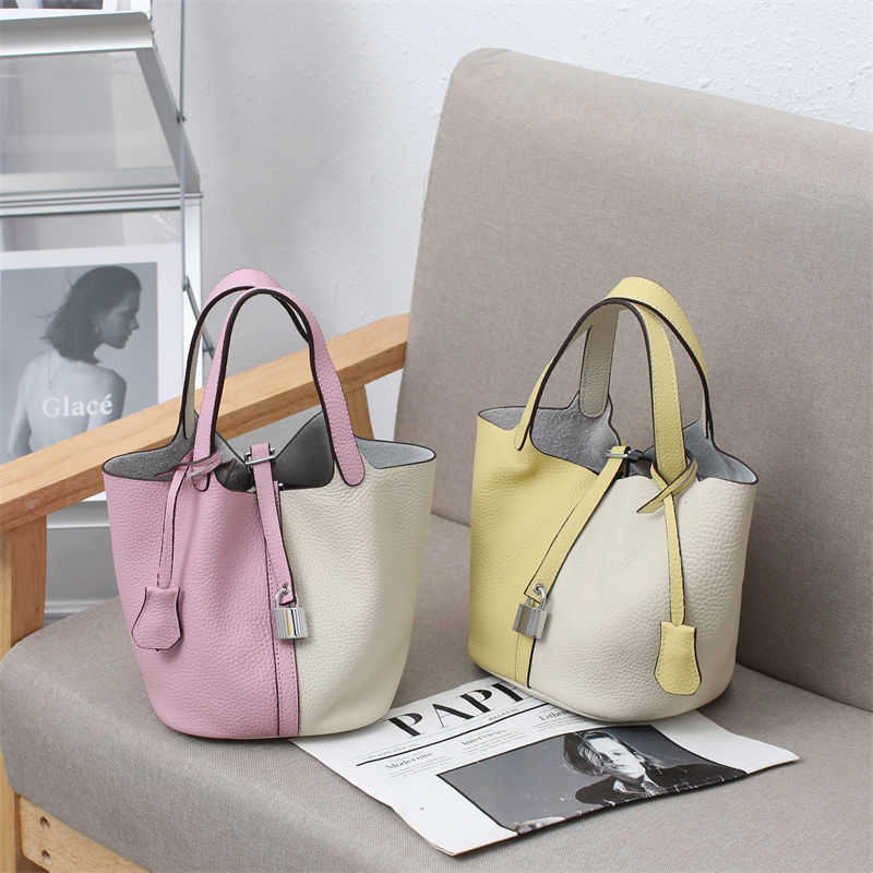 Handbags Luxury Designer Birk Genuine Leather Cons First Layer Cowhide Basket Bag 2022 Color for Women Fashion Classic Kguu, 1 pink 8413
Handbags Luxury Designer Birk Genuine Leather Cons First Layer Cowhide Basket Bag 2022 Color for Women Fashion Classic Kguu, 1 pink 8413