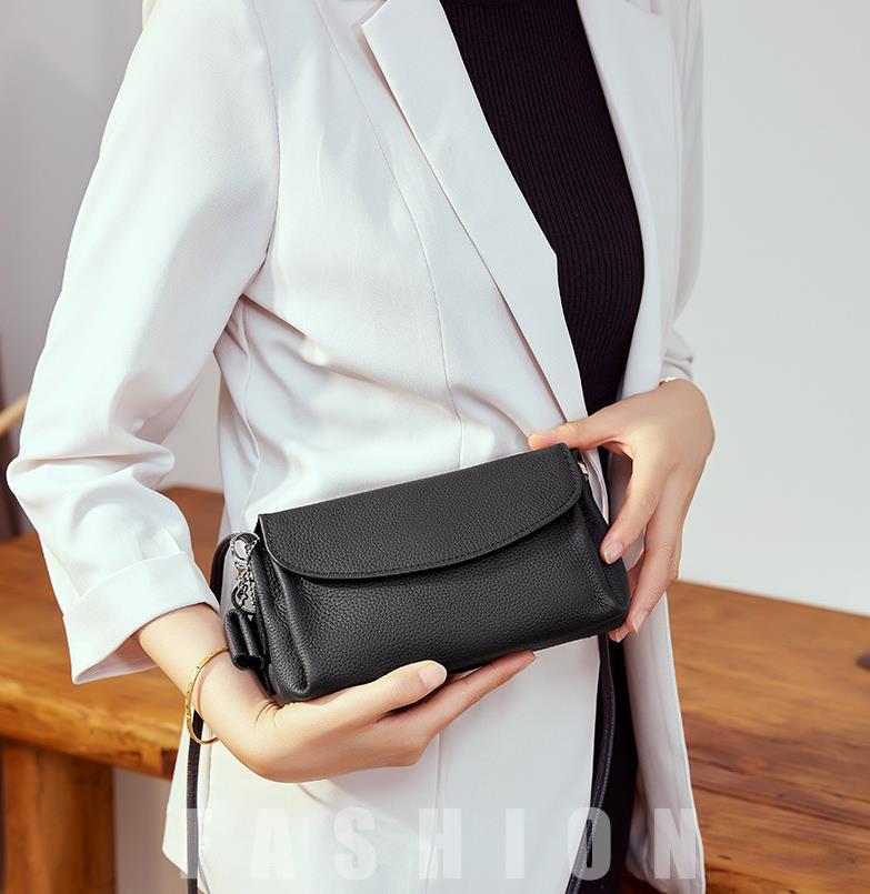 Women Inclined Shoulder Bags Fashion casual Womens Bag Small Handbag Totes High-capacity Genuine leather Large volume wholesale Girl Mobile Phone Bag Black 2011, White
Women Inclined Shoulder Bags Fashion casual Womens Bag Small Handbag Totes High-capacity Genuine leather Large volume wholesale Girl Mobile Phone Bag Black 2011, White
