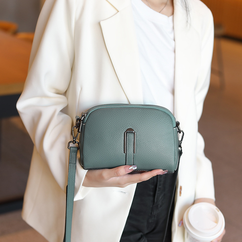 Cross Body Women Evening Bags Fashion casual Womens Bag Handbag Totes High-capacity Genuine Leather Oxford Large volume wholesale Simplicity 1935, White
Cross Body Women Evening Bags Fashion casual Womens Bag Handbag Totes High-capacity Genuine Leather Oxford Large volume wholesale Simplicity 1935, White