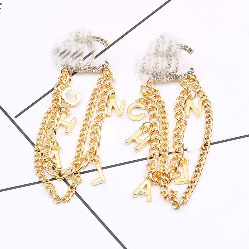 18K Gold Plated Luxury Brand Designers Letters Stud Dangle Hoop Geometric Famous Women Long Eardrop Crystal Rhinestone Tassels Earring Wedding Party Jewerlry
18K Gold Plated Luxury Brand Designers Letters Stud Dangle Hoop Geometric Famous Women Long Eardrop Crystal Rhinestone Tassels Earring Wedding Party Jewerlry