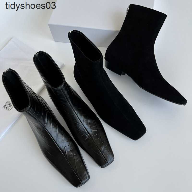 Dress Shoes Women Designers Rois Pure original the row short boots women's square head single boots high-grade black women's boots low Size 34-42, Black cashmere
Dress Shoes Women Designers Rois Pure original the row short boots women's square head single boots high-grade black women's boots low Size 34-42, Black cashmere