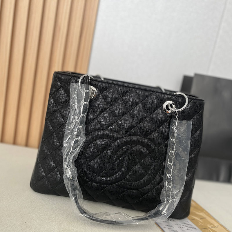 French Womens Designer Shopping Bags Black Grained Genuine Leather Diamond Luxury Handbags Letter Embroidery Lager Capacity Totes Outdoor Sports Sacoche 35x26cm
French Womens Designer Shopping Bags Black Grained Genuine Leather Diamond Luxury Handbags Letter Embroidery Lager Capacity Totes Outdoor Sports Sacoche 35x26cm