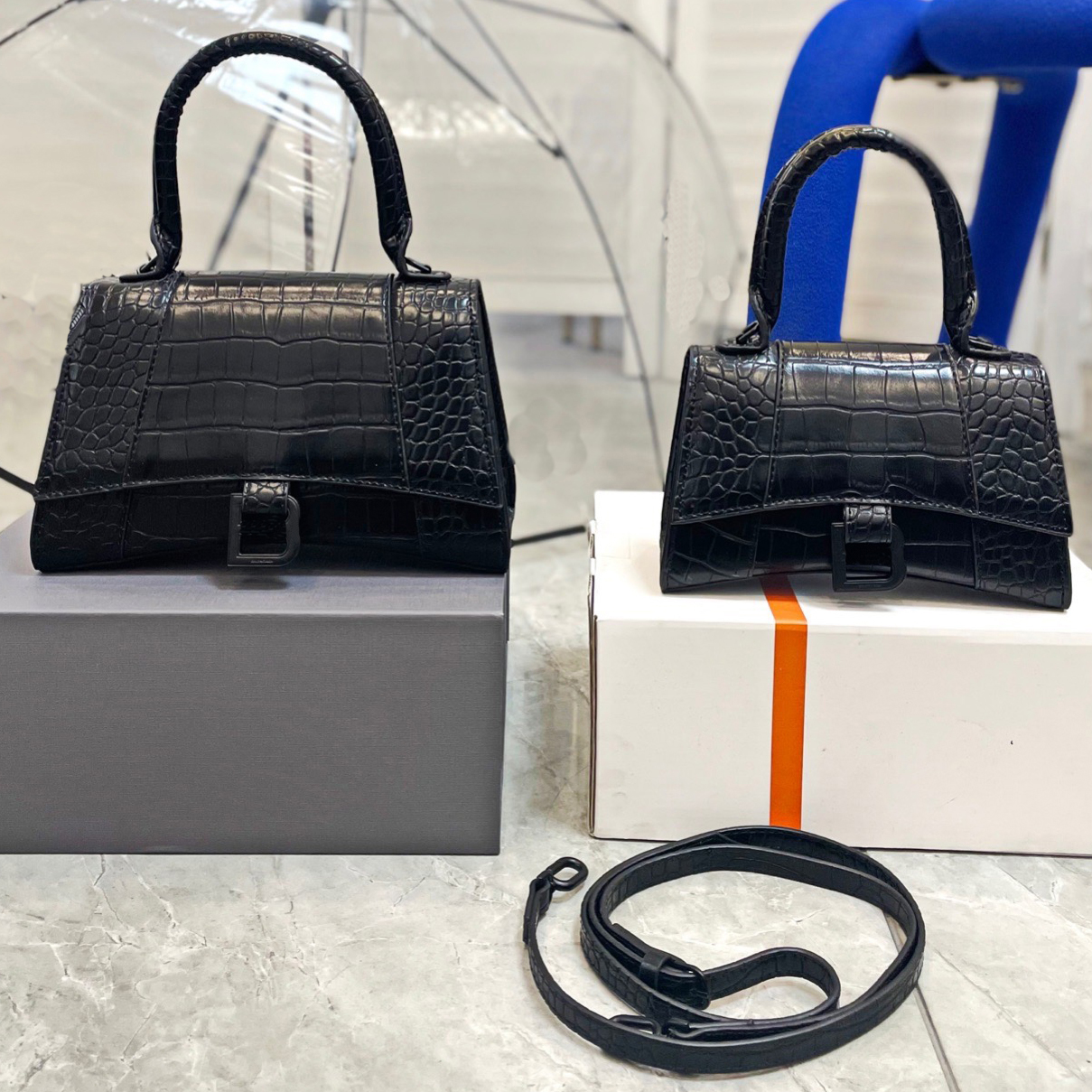 Lady Shopping Bag Fashion Handbag Women's Handbag Shoulder Straddle Half Moon Luxury Leather Classic Retro Wallet Handle Square, Box
Lady Shopping Bag Fashion Handbag Women's Handbag Shoulder Straddle Half Moon Luxury Leather Classic Retro Wallet Handle Square, Box