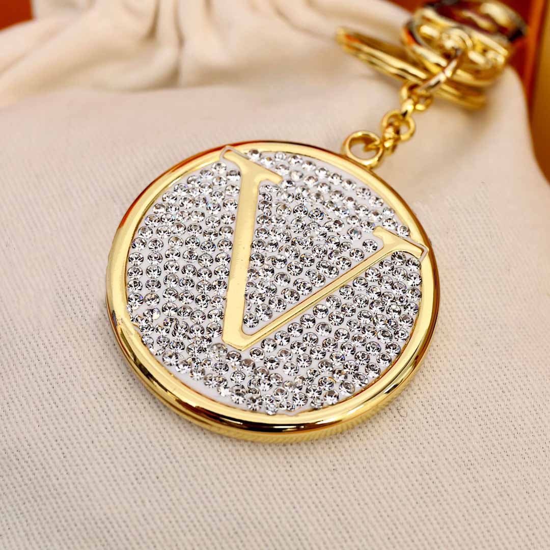 Luxury Designers Keychain Classic Brand Key Buckle Letter Key Chain Handmade Keychains High-Quality Men Women Bags Pendant