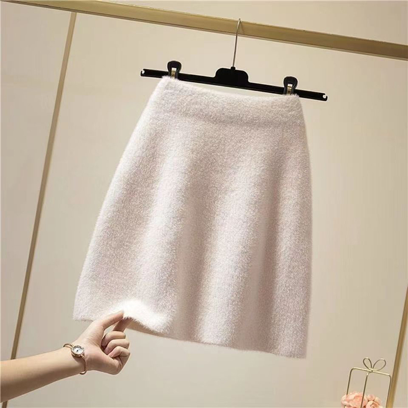 Skirts Winter Slim Sable Knitting Mink Cashmere Warm Short Fashion Korea E Girl Solid Color Fur Soft Miniskirt 221122