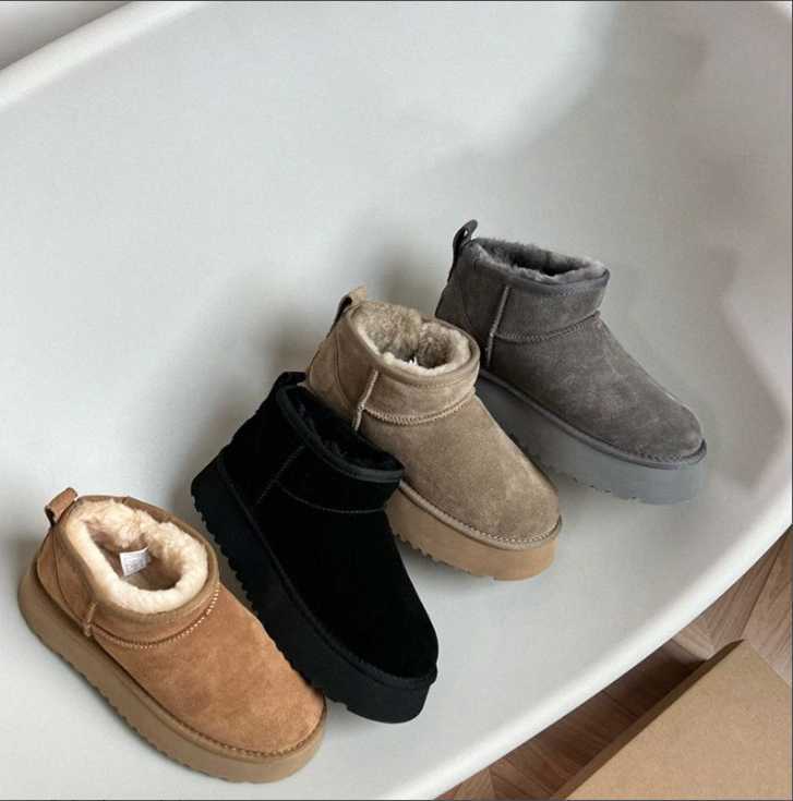 Boots Ug Ultra Mini Platform Boot Uggly Wgg Designer Woman Winter Ankle Australia Snow Thick Bottom Real Leather Warm Fluffy Booties With sdfsdfds
Boots Ug Ultra Mini Platform Boot Uggly Wgg Designer Woman Winter Ankle Australia Snow Thick Bottom Real Leather Warm Fluffy Booties With sdfsdfds