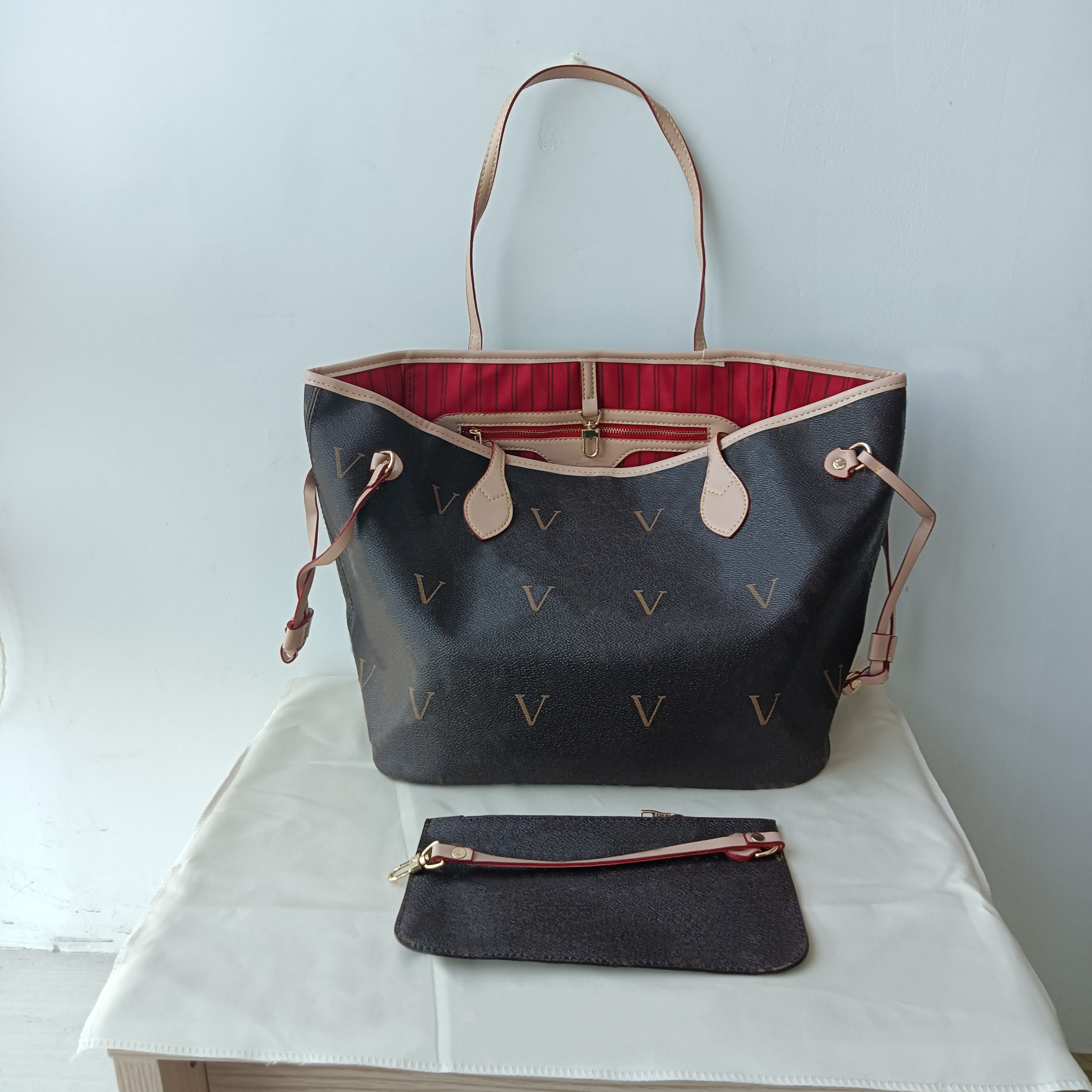 Designer Totes Luxury Handbag Fashion Composite Bag Wallet Canvas Woven Shopping Bags Designers Unisex Luxurys Large Capacity 01, #1
Designer Totes Luxury Handbag Fashion Composite Bag Wallet Canvas Woven Shopping Bags Designers Unisex Luxurys Large Capacity 01, #1