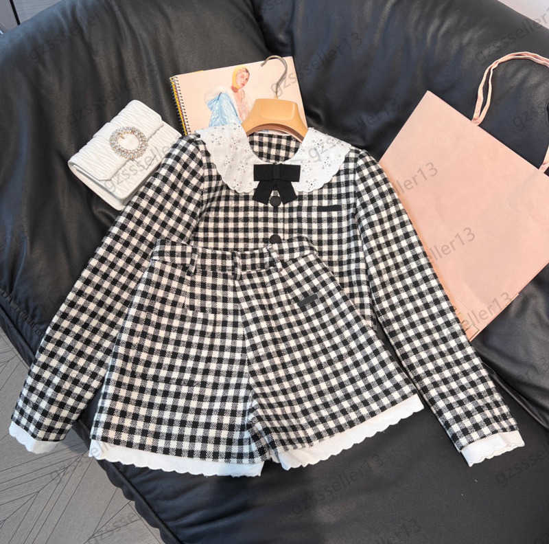 Two Piece Sets Womens Two Pieces Pants Rhinestone Doll Collar Bow Trim Plaid Jacket High-waisted Slim Shorts Sports Gentle Socialite Style Women Clothes 1970
Two Piece Sets Womens Two Pieces Pants Rhinestone Doll Collar Bow Trim Plaid Jacket High-waisted Slim Shorts Sports Gentle Socialite Style Women Clothes 1970