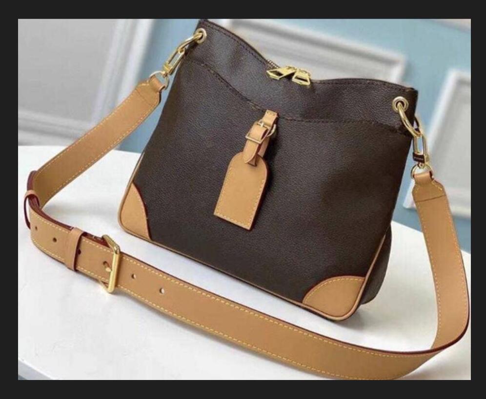 Luxury bag designer smooth leather fashion classic wallet square women's travel handbags brand metal sign shoulder clutch bags Equipped with box dust bag, Brown grid no box
Luxury bag designer smooth leather fashion classic wallet square women's travel handbags brand metal sign shoulder clutch bags Equipped with box dust bag, Brown grid no box