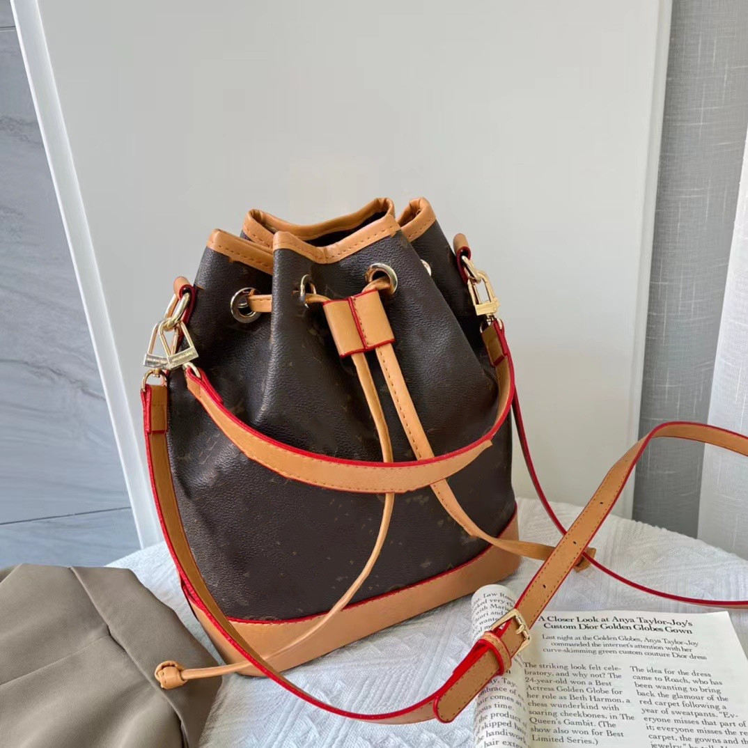 NANO NOE Bucket bags Handbags luxury Designer Neonoe Handle Shoulder Crossbody Bag Girls purse wallet luxuries designers women Drawstring Monograms Backpack, Coffee
NANO NOE Bucket bags Handbags luxury Designer Neonoe Handle Shoulder Crossbody Bag Girls purse wallet luxuries designers women Drawstring Monograms Backpack, Coffee