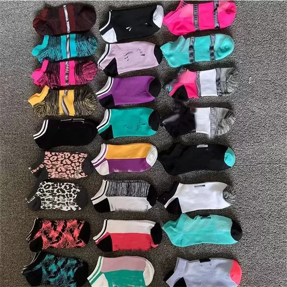 DHL Fast Pink Black Socks Adult Cotton Short Ankle Socks Sports Basketball Soccer Teenagers Cheerleader New Girls Sock with Tags