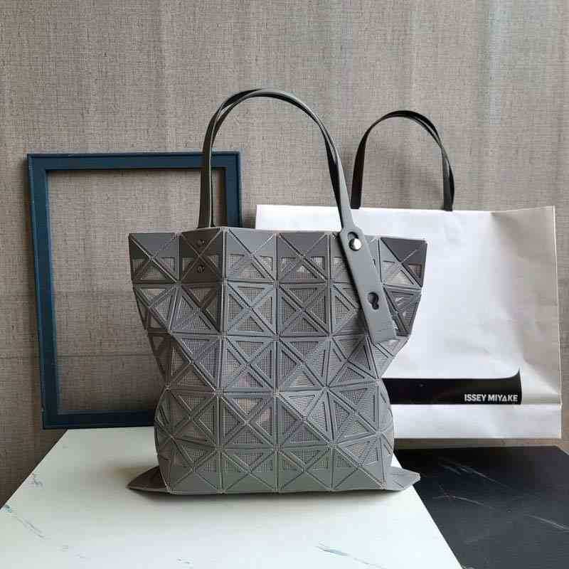designer bag Lifetime Handbag Miyake Women's Six Grid April Limited Flagship Store Official Mini Flame Shopping Bag 2ZGU QNZJ, Dark gray
designer bag Lifetime Handbag Miyake Women's Six Grid April Limited Flagship Store Official Mini Flame Shopping Bag 2ZGU QNZJ, Dark gray