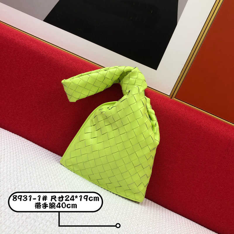 Fashion Designer Bag Handbags Shoulder Bags totes luxury Quality Woven Elements Bags Soft Lambskin Leather New 2023, #5 24x19cm
Fashion Designer Bag Handbags Shoulder Bags totes luxury Quality Woven Elements Bags Soft Lambskin Leather New 2023, #5 24x19cm
