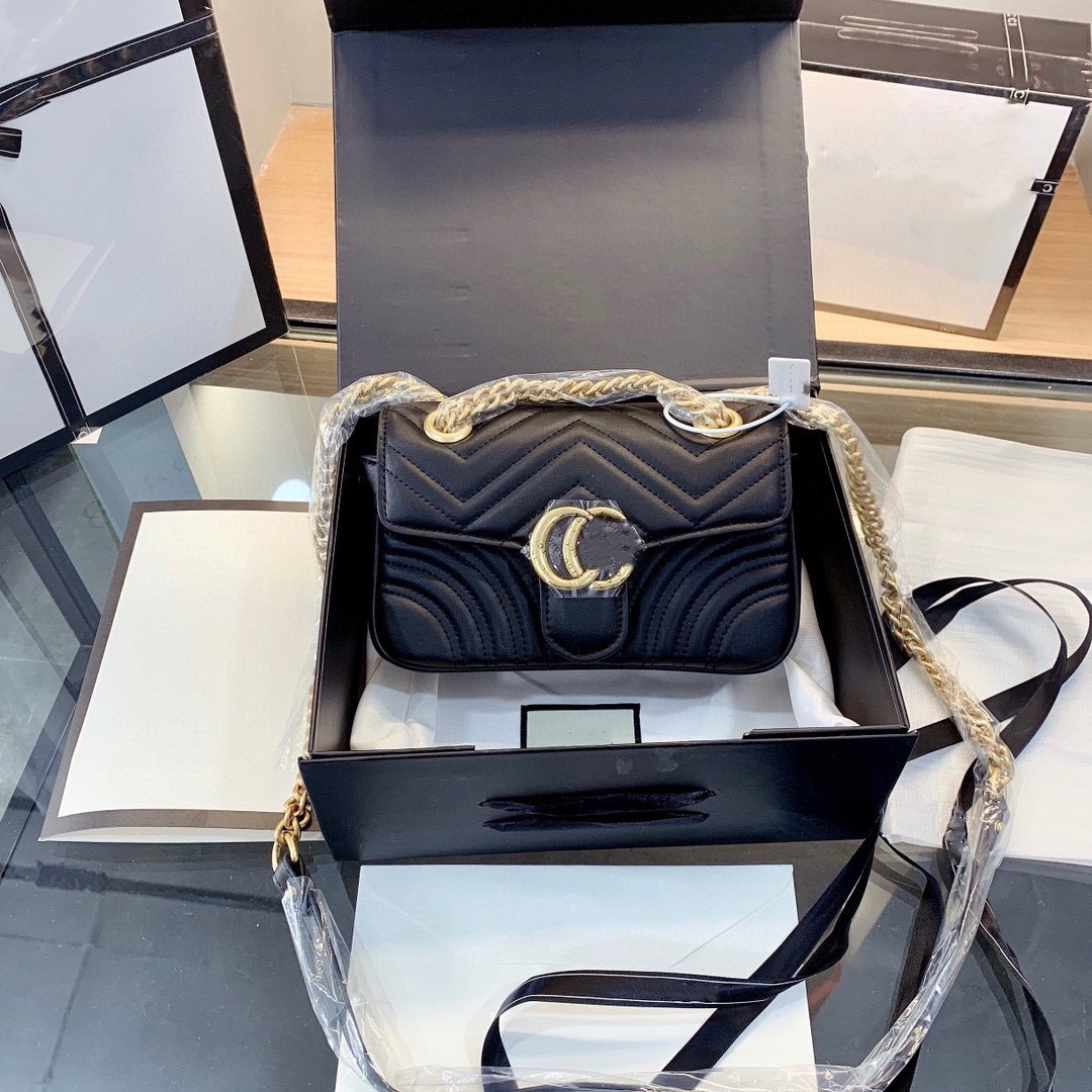 Fashion bag bags designer women bag crossbody handbag womens ladies composite lady clutch large capacity rleather on the go cross body Plain Check Chains, Red
Fashion bag bags designer women bag crossbody handbag womens ladies composite lady clutch large capacity rleather on the go cross body Plain Check Chains, Red