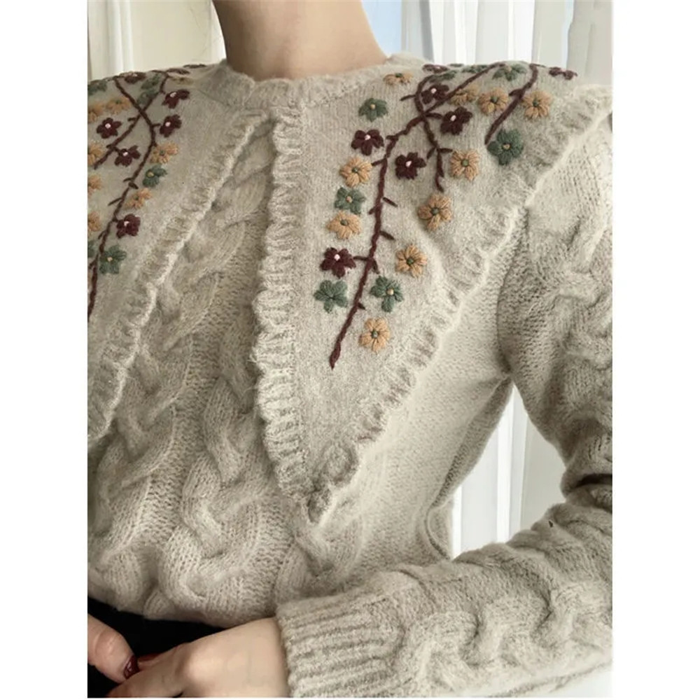 Women's Sweaters Winter Full Sleeve Thick Knitted Ladies Vintage Flower Embroidery Women'S Sweater Fashion Peter Pan Collar Slim Pullovers F