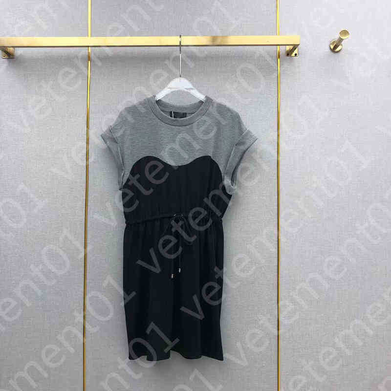 Designer Dresses Brand LOGO Embroidery Sequins Contrast Color Casual Dress Slim Fit Comfortable A-Type Skirt Retro Style Temperament Luxurious Sexy Women Clothing
Designer Dresses Brand LOGO Embroidery Sequins Contrast Color Casual Dress Slim Fit Comfortable A-Type Skirt Retro Style Temperament Luxurious Sexy Women Clothing