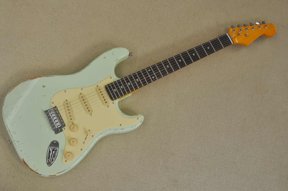 6Strings Relic body Electric Guitar with Chrome hardware Maple neck Provide customized services
6Strings Relic body Electric Guitar with Chrome hardware Maple neck Provide customized services