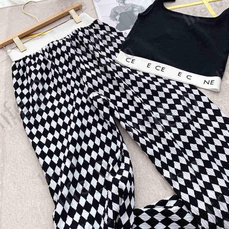 CE Designer Womens Two Piece Pants Luxury Ice Silk Knit Women Camis Webbing Panel Casual Pants Designer Tracksuits Womens Clothing, Women camis black
CE Designer Womens Two Piece Pants Luxury Ice Silk Knit Women Camis Webbing Panel Casual Pants Designer Tracksuits Womens Clothing, Women camis black