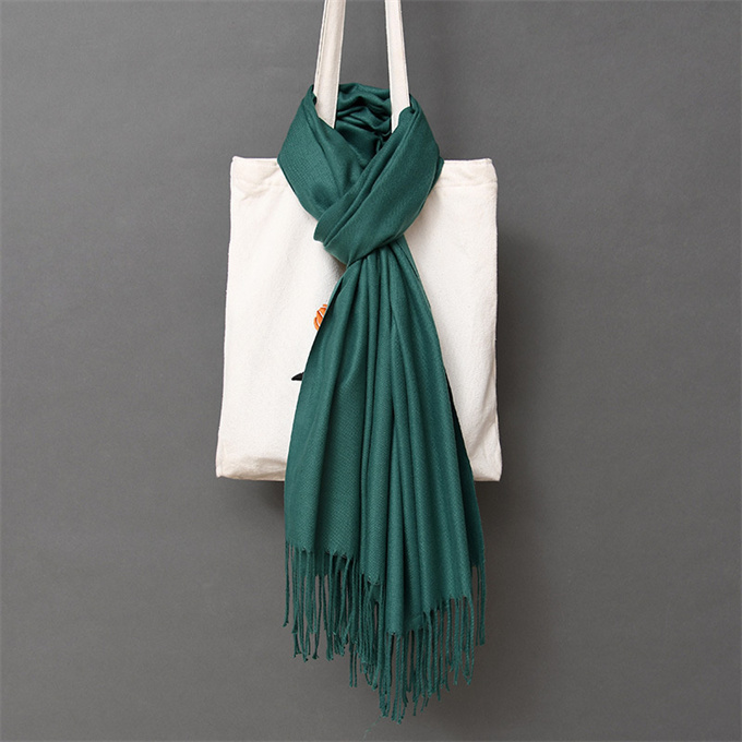 Fashion luxury designer winter Wool Soft scarf for women Cashmere Scarves lady Warm men printing Shawls woman long Wrap Shawl juju juju
Fashion luxury designer winter Wool Soft scarf for women Cashmere Scarves lady Warm men printing Shawls woman long Wrap Shawl juju juju
