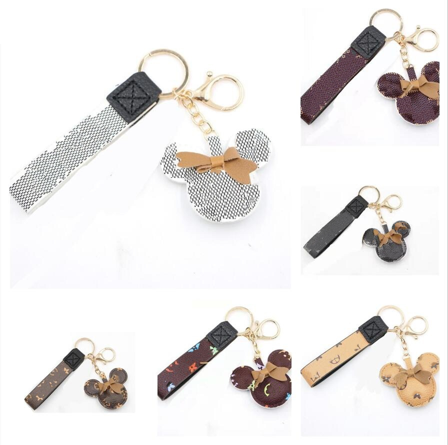 Mouse Design Car Keychain Favor Flower Bag Pendants Charm Jewelry Keyring Holder for Men Gift Fashion PU Leather Animal Key Chain Pendant Accessories
Mouse Design Car Keychain Favor Flower Bag Pendants Charm Jewelry Keyring Holder for Men Gift Fashion PU Leather Animal Key Chain Pendant Accessories