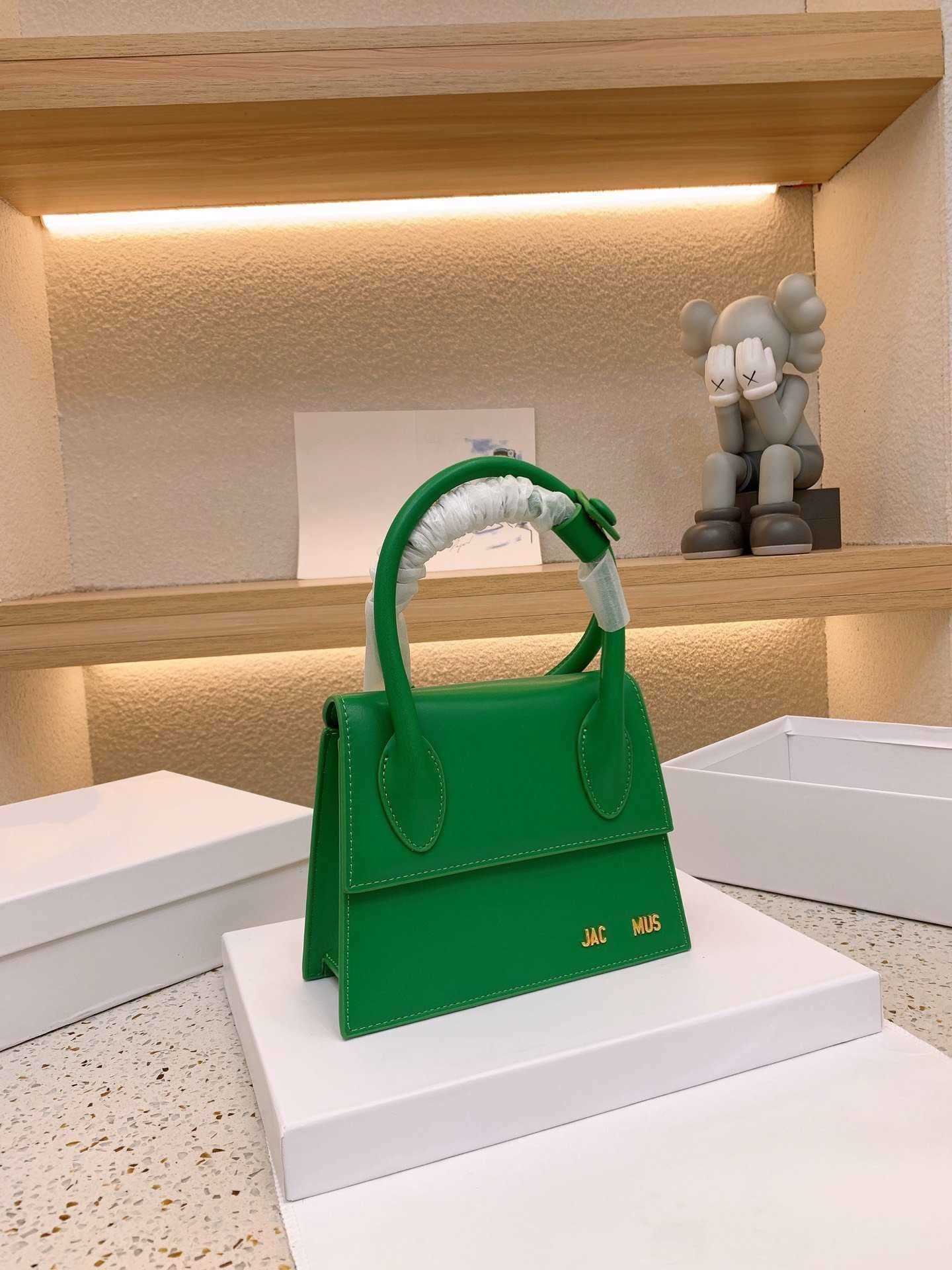 Jaquem Designer Jaquemu Bag The Tote Jac Bags Luxury Wallet Shoulder Purse Crossbody Classic Leather Bagshandbag Handbag Large Capacity
Jaquem Designer Jaquemu Bag The Tote Jac Bags Luxury Wallet Shoulder Purse Crossbody Classic Leather Bagshandbag Handbag Large Capacity