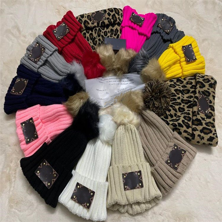 2021 classic designer autumn winter hot style beanie hats men and women fashion universal knitted cap autumn wool outdoor warm caps, As shown
2021 classic designer autumn winter hot style beanie hats men and women fashion universal knitted cap autumn wool outdoor warm caps, As shown