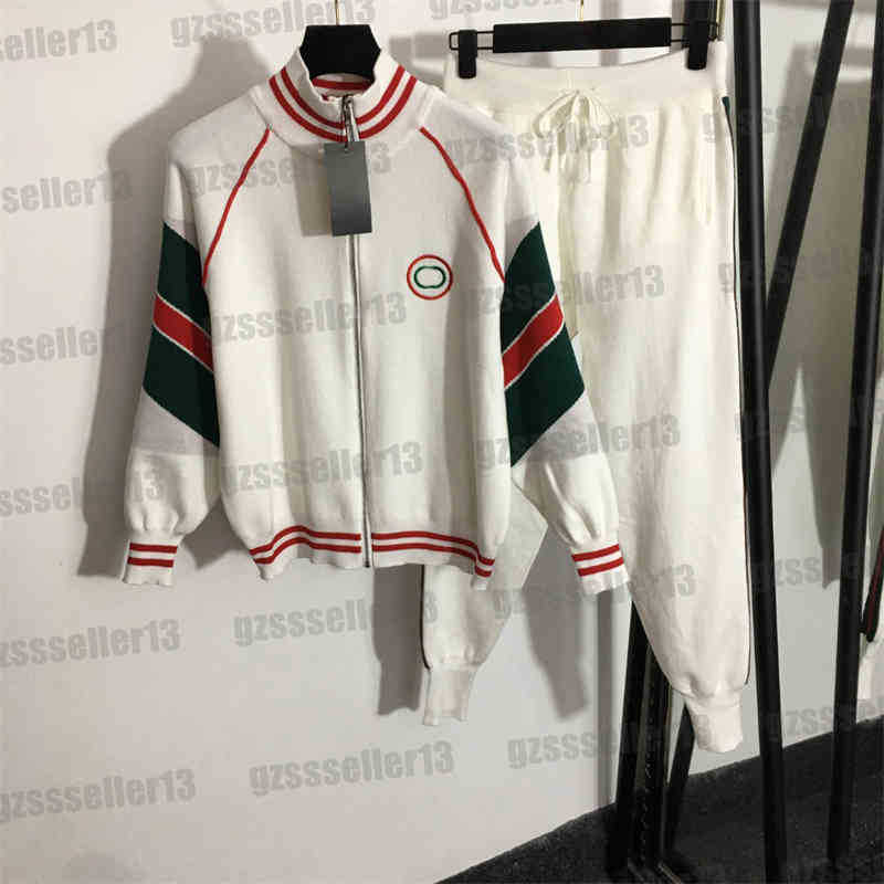 Designer Gu Knit Tracksuits Women Embroidered Letter Logo Stripe Long Sleeve Zip Cardigan Jacket Casual Trousers Two Piece Sets, 12
Designer Gu Knit Tracksuits Women Embroidered Letter Logo Stripe Long Sleeve Zip Cardigan Jacket Casual Trousers Two Piece Sets, 12
