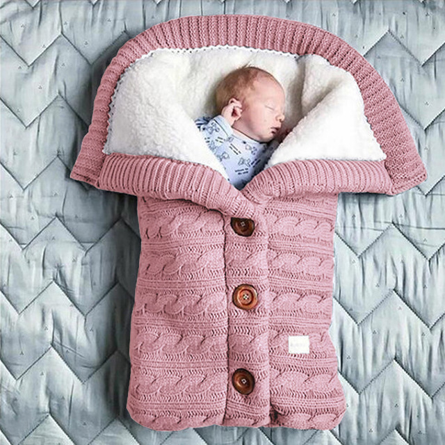 Sleeping Bags Winter Baby Boys Girls Blanket Envelope Thicken Polar Fleece Infant Swaddle Bag For borns Bedding Wrap 221122