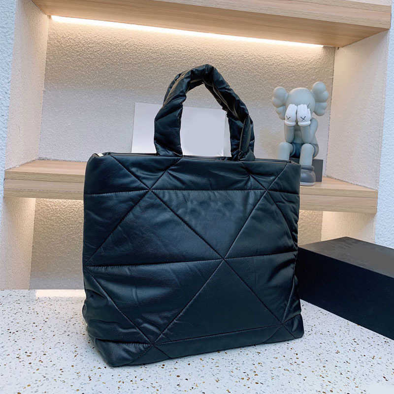 Prads totes designer handbag women bag Handbags Prade the Tote bags Luxuries designers womens crossbody Handbag Shoulder 7A high quality purses wallet 6Z70, Nylon--white
Prads totes designer handbag women bag Handbags Prade the Tote bags Luxuries designers womens crossbody Handbag Shoulder 7A high quality purses wallet 6Z70, Nylon--white