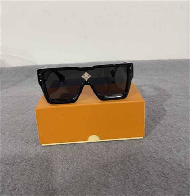 Sunglasses Woman Sunglass Fashion Couple Designer Sunglasses For Women Mens Sun Glasses Drive Summer Polarize Sunglasses Eyewear Box
Sunglasses Woman Sunglass Fashion Couple Designer Sunglasses For Women Mens Sun Glasses Drive Summer Polarize Sunglasses Eyewear Box