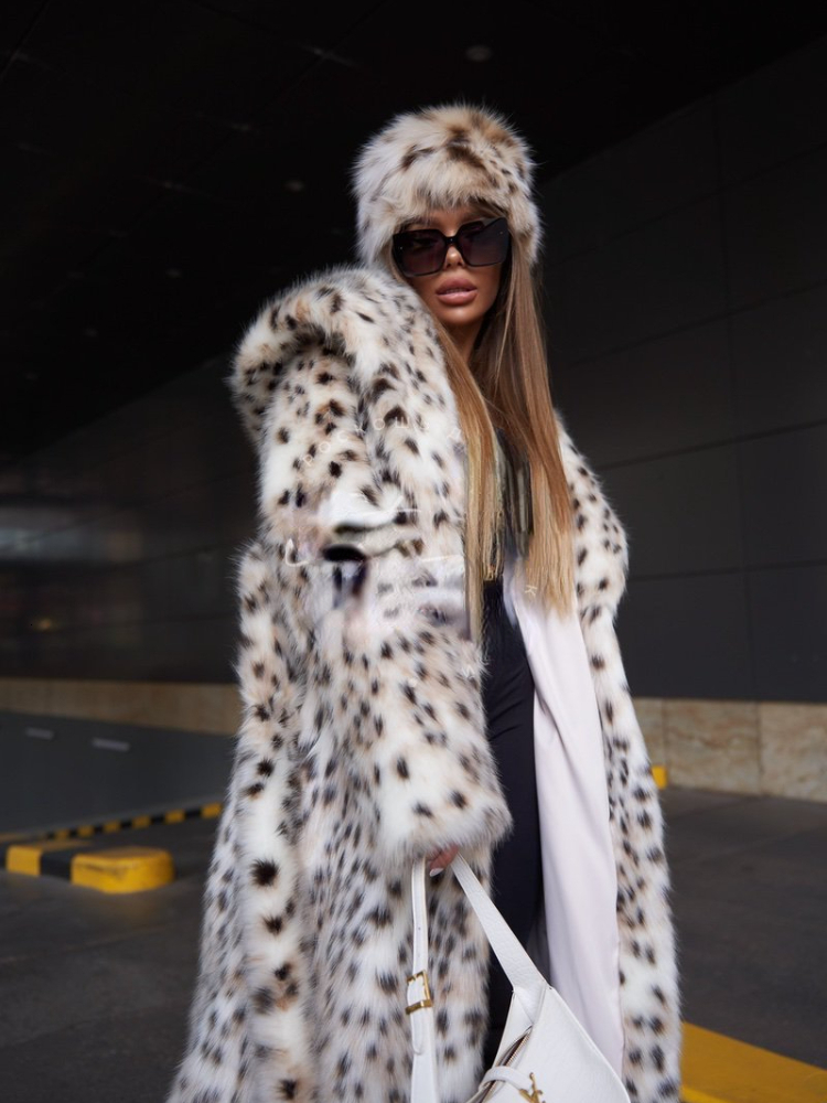 Women's Fur Faux RR1475 X-Long Coats Womens Eco Lynx With a Hood Winter Jackets Woman Length 120cm Coat Female White 221123