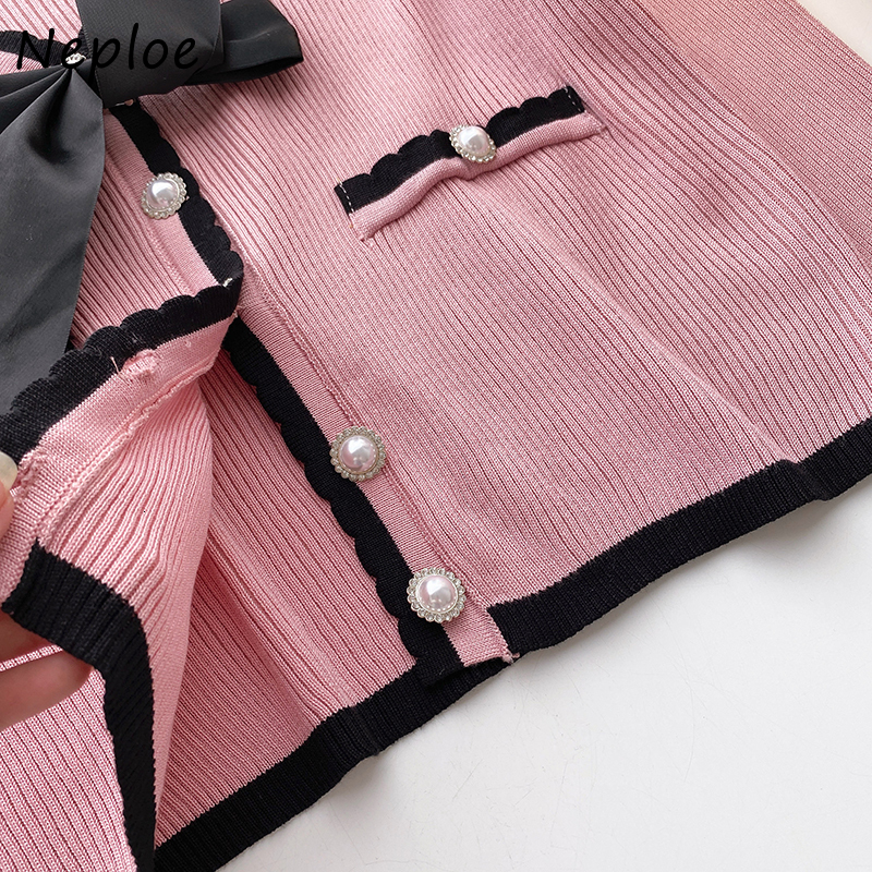 Women's Knits Tees Neploe V-neck Bowknot Decoration Sweet Woman Sweaters Autumn Korean Style Short Knitted Cardigans Pearl Button Knit Tops 22112