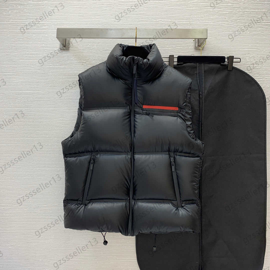 Womens Down Parkas Puffer Coat Color contrast silicone strip logo decoration collar sleeveless Winter Coats Inner pocket design light Warm Jacket Women Clothes
Womens Down Parkas Puffer Coat Color contrast silicone strip logo decoration collar sleeveless Winter Coats Inner pocket design light Warm Jacket Women Clothes