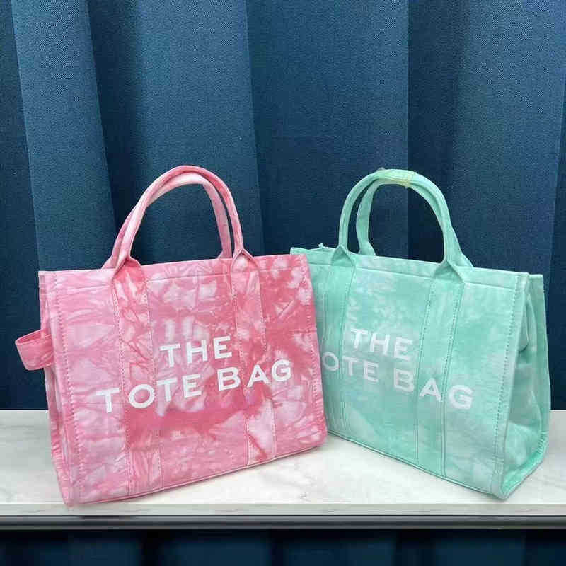 Designer Luxury Fashion Marc The Tote Bag Leather Versatile Women Small Bags Vintage MarcJacobs Handbags Multicolour Wallet 7A High Quality zhouzhoubao123 NOGY, Red
Designer Luxury Fashion Marc The Tote Bag Leather Versatile Women Small Bags Vintage MarcJacobs Handbags Multicolour Wallet 7A High Quality zhouzhoubao123 NOGY, Red