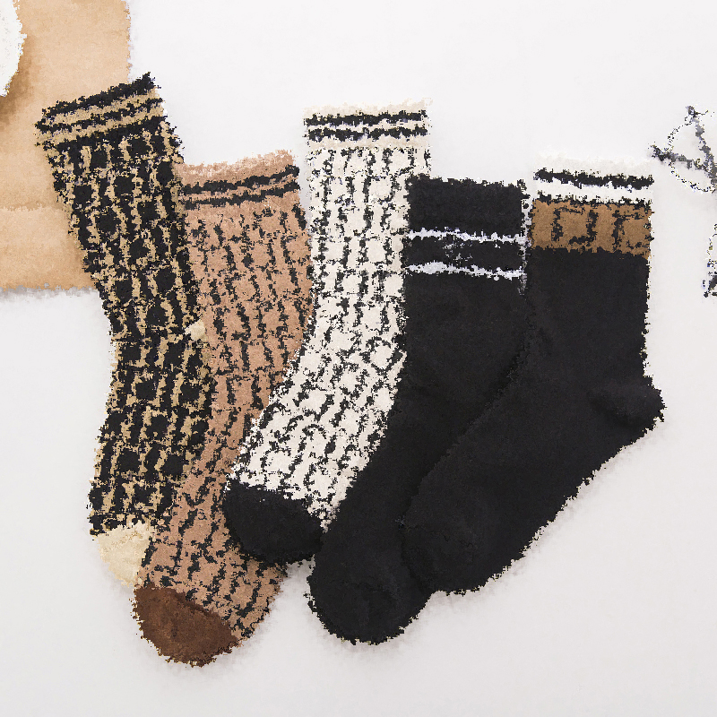 Designer mens womens socks embroidery brand letter printing casual autumn pure cotton sports Long knitted warm winter men fashion comfortable sock stockings, Mixed send
Designer mens womens socks embroidery brand letter printing casual autumn pure cotton sports Long knitted warm winter men fashion comfortable sock stockings, Mixed send